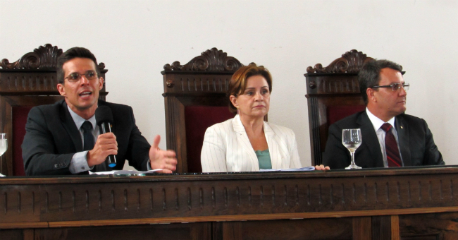 O procurador Luciano Vieira, a desembargadora Janete Vargas Simões e o juiz Anselmo Laghi Laranja falaram sobre alternativas de cobrança ao processo de execução fiscal